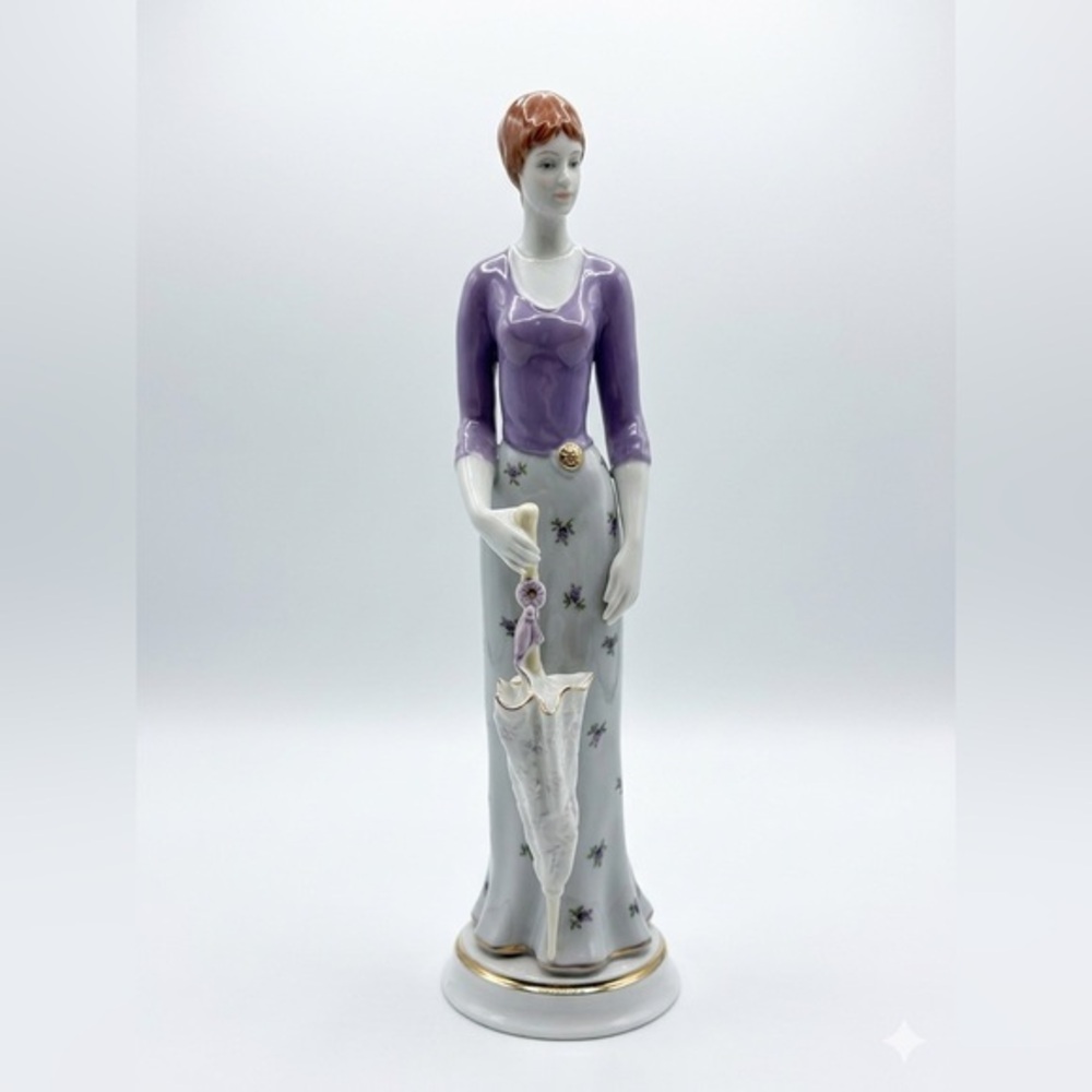 Hollohaza Hungary Porcelain Figurine Lady Lady Woman with Umbrella Height 40.5cm